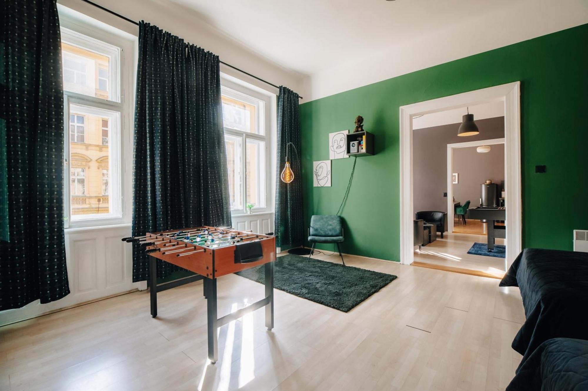 Daire Cinema Billiard & Foosball - Centre Prag